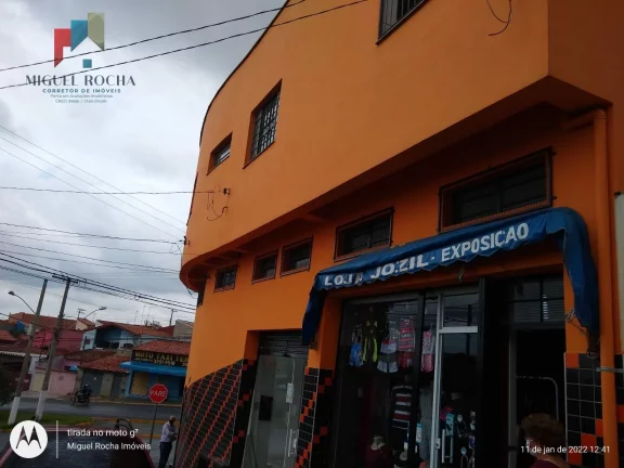 Imagem Sobrado com ponto comercial a venda em Tatuí SP