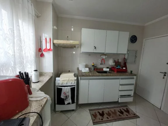 Imagem PITANGUEIRAS – LINDA VISTA MAR, TODO REFORMADO, 73,96 M² ÚTEIS, GARAGEM NO PRÉDIO, CHURRASQUEIRA, SALÃO DE JOGOS.