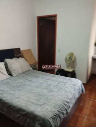 Imagem Sobrado com 4 dormitórios à venda, 107 m² por R$ 450.000 - Vila Avignon - Mogi das Cruzes/SP