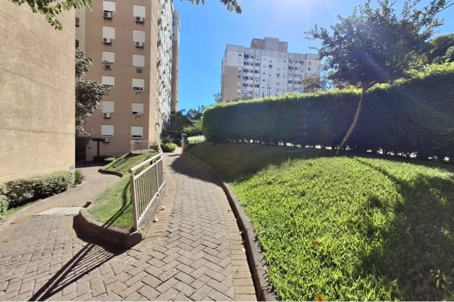 Imagem Apartamento à venda em Porto Alegre, Jardim Carvalho, com 3 quartos, 68m²