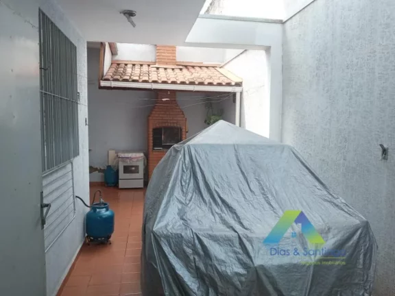 Imagem Sobrado com 3 Quartos e 4 banheiros à Venda, 170 m² por R$ 669.900