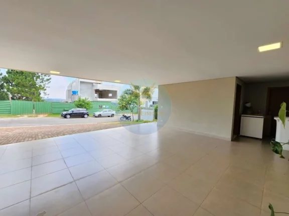 Imagem Casa Alto Padrão a Venda no bairro Granja Viana - Carapicuíba, SP