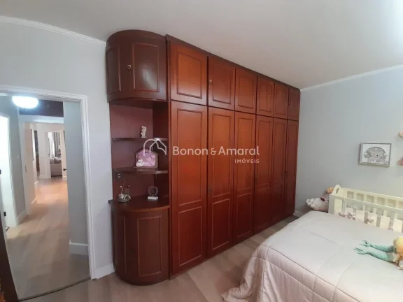 Imagem Cobertura de 280 m², semi mobiliada, no Jardim Chapadão, Campinas-SP. O imóvel oferece amplos e b...