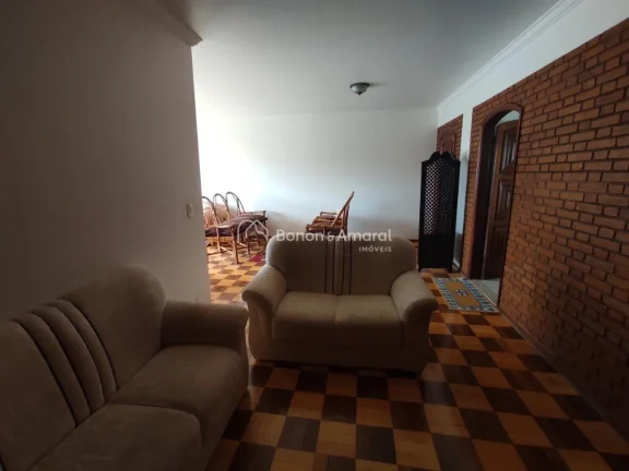 Imagem Amplo apartamento com 3 quartos, sendo 1 suíte, sala com 2 ambientes, cozinha planejada, área de s...