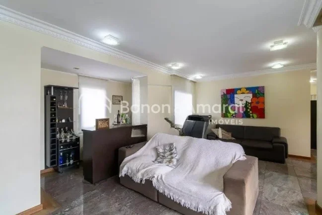 Imagem Apartamento com 3 Quartos à venda na Vila Itapura em Campinas - SP.

Lindo e amplo imóvel à venda...