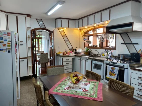 Imagem Casa no Res. Alpha 6 - 380m²