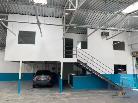 Imagem Galpão à venda em Pinheiros São Paulo SP com 380m², 4 salas e 4 vagas de garagem.