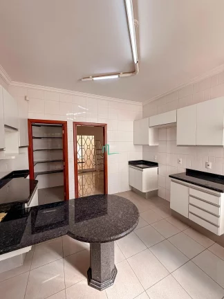 Imagem EXCELENTE CASA À VENDA NO BAIRRO JARDIM LIMA