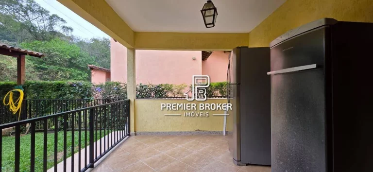 Imagem Casa com 4 dormitórios à venda, 171 m² por R$ 1.090.000 - Cascata do Imbuí - Teresópolis/RJ