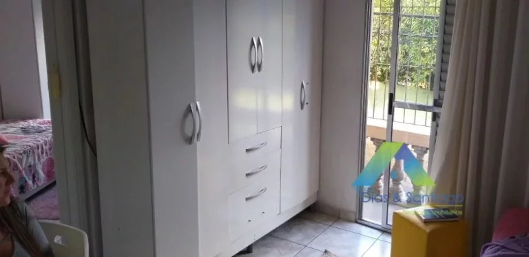 Imagem Santo André Sobrado 180M², 3 dormitórios, 2 vagas com ótima localização e valor !!!