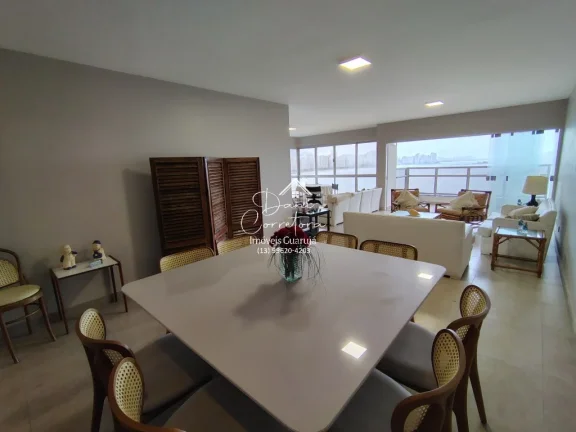Imagem Apartamento atualizado frente mar nas Astúrias, Guarujá-SP: 3 suítes, 2 salas, 5 banheiros, 2 vagas de garagem, 192m² e suíte de empregada