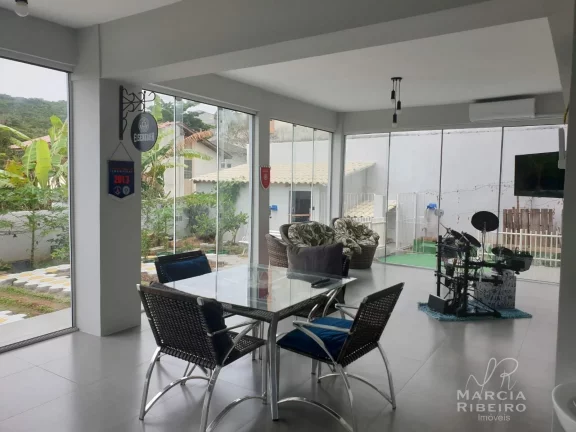 Imagem Casa no bairro Pantanal - Florianópolis