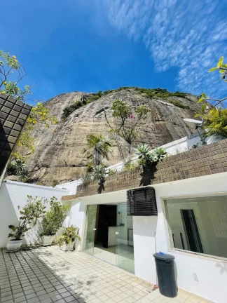 Imagem Cobertura Duplex de 5 Quartos para Venda em Copacabana com 250 m²