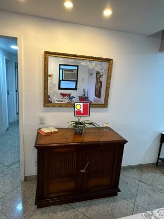 Imagem Vendo 3Q(1S), frontal mar, 110m², sol nascente, andar médio, indevassável, churrasqueira, piscina, sauna, ônibus, clube, tênis, squash, skate, pier