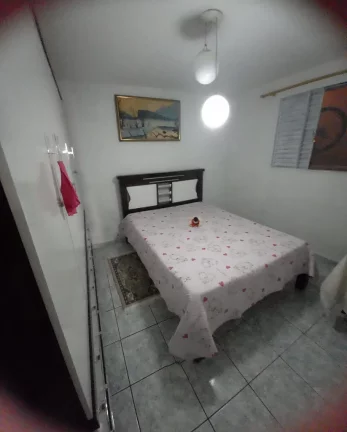 Imagem Oportunidade Imperdível: Casa à Venda na Vila Bela Vista, Santo André-SP com 4 quartos, 2 banheiros e 2 vagas de garagem