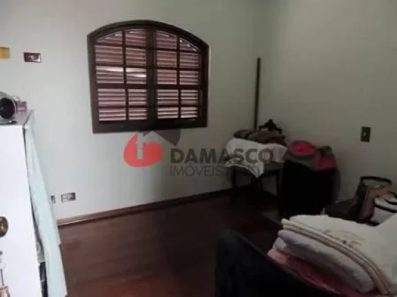 Imagem Sobrado à venda 3 Quartos, 2 Vagas, 246 m², Vila Palmares, Santo André - SP
