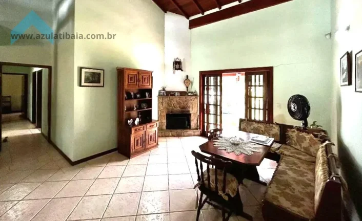 Imagem Chácara em condomínio 4 dormitórios em Atibaia  1.000m²