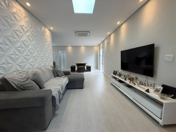 Imagem Casa para Venda em Praia Grande, Maracanã, 3 dormitórios, 1 suíte, 3 banheiros, 4 vagas