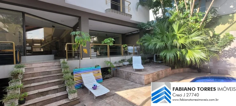 Imagem Viva em Estilo e Conforto na Mansão dos Sonhos no Parque dos Pássaros em SBC