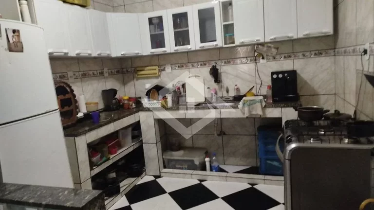 Imagem Casa Triplex para Venda em Campo Grande com 3 Suítes