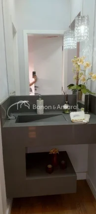 Imagem Luxuosa Residência de 3 Suítes com Infraestrutura Completa em Paulínia.

Os proprietários estão...