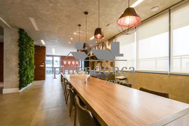 Imagem Apartamento na região de Pinheiros com 1 dormitório e 1 vaga, 30m²