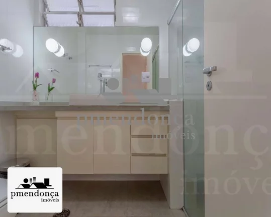 Imagem Apartamento em Higienópolis com 3 quartos, 1 vaga, 150 m2