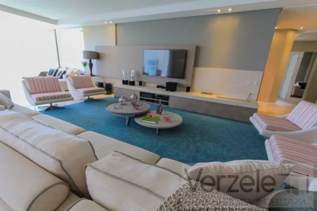 Imagem Frente ao Mar para Venda em Balneário Camboriú / SC no bairro Centro