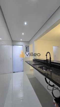Imagem Destaques do imóvel:

-  03 dormitórios amplos (sendo 01 suíte)

-  Sala de estar com sanca em LE...