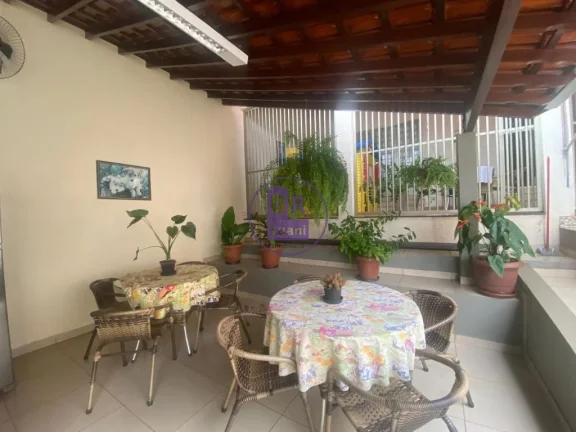 Imagem Linda casa a venda