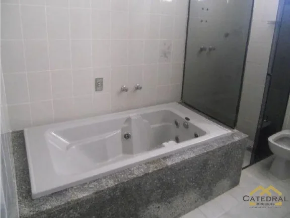 Imagem Apartamento com 3 dormitórios e 3 vagas de garagem à venda - Centro - Jundiaí/SP