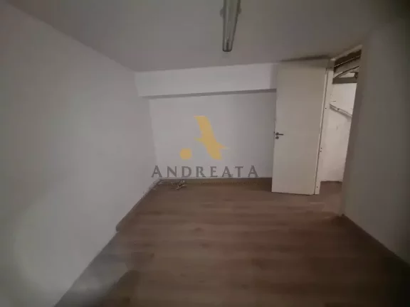 Imagem AV. DAS AMÉRICAS - SUNDECK - MARAVILHOSA LOJA COM TOTAL DE 163 M² DE PISO - TOTAL COM JIRAU 313M²-