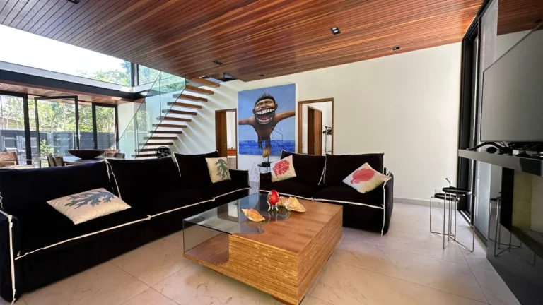 Imagem Casa em condominio de Alto Padrão em Frente Mar