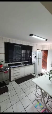 Imagem SANTO ANDRÉ Sobrado 264M², 2 dormitórios, 2 banheiros, 6 vagas com ótima localização e valor !!!