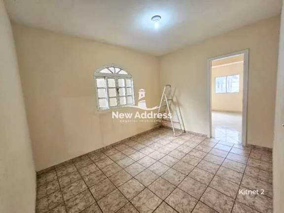 Imagem Casa com 3 kitnets à venda no bairro Glória, em Vila Velha!