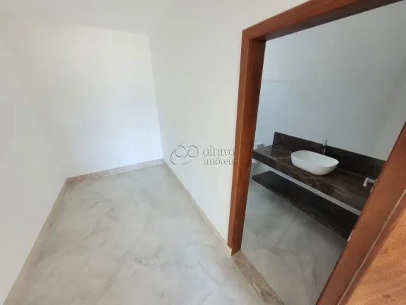 Imagem EXCELENTE CASA A VENDA NO VALE DOS CRISTAIS