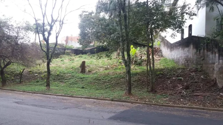 Imagem Terreno à venda no Parque dos Príncipes – localização privilegiada!