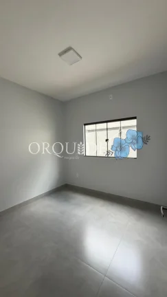Imagem Imperdível oportunidade de adquirir casa de 3 quartos no Loteamento Gameleira em Rio Verde-GO!