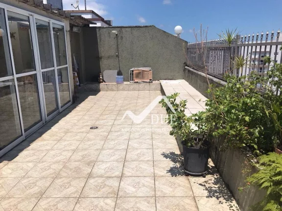 Imagem Cobertura com 3 dormitórios à venda, 215 m² por R$ 800.000,00 - Boqueirão - Santos/SP