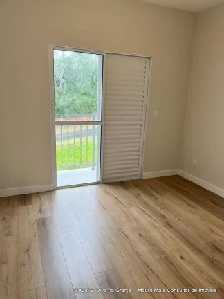 Imagem Sobrado com 3 dorm 96 m² em cond fechado