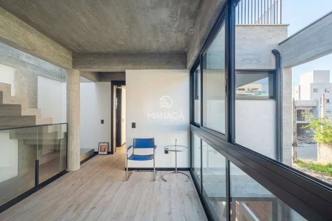 Imagem Triplex alto padrão arquitetura moderna