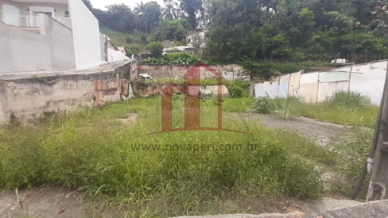 Imagem Terreno à venda no Centro de Franco da Rocha-SP com 516,00 m² de área - A oportunidade que você estava procurando!