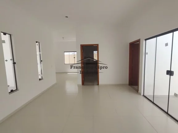 Imagem Casa à venda no bairro Portal das Colinas - Guaratinguetá/SP