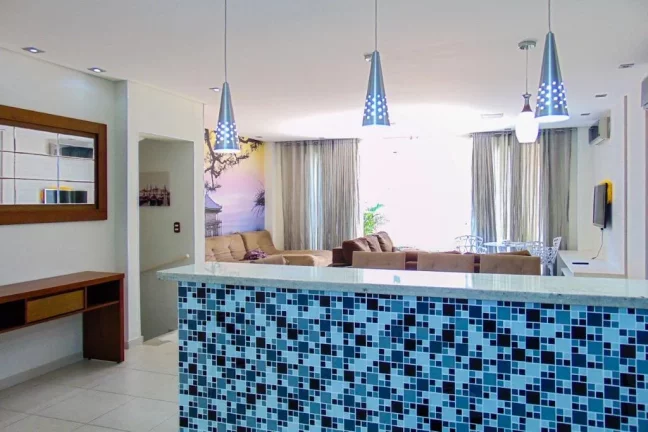 Imagem Enseada - Conjunto de casas - Alto padrão - Próximo ao Hotel Casa Grande.