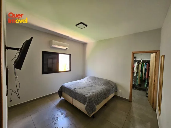 Imagem Casa à Venda em Ribeirão Preto-SP, bairro Alto da Boa Vista: 2 Quartos, 1 Sala, 1 Banheiro, 4 Vagas, 94m². Imperdível!