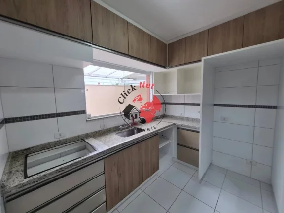 Imagem Lindo sobrado para venda bem localizado no bairro de Nova Petrópolis, com 3 suítes, 6 vagas, 162,90m².