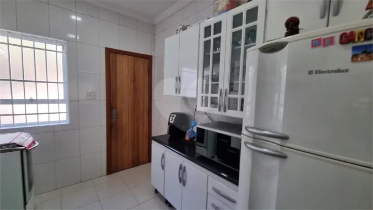Imagem Casa à venda com 3 quartos, sendo 3 suítes, em Vila Sônia, São Paulo - SP