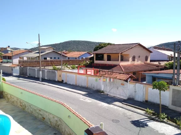 Imagem Casa com 2 dormitórios à venda, 140 m² por R$ 450.000,00 - Peró - Cabo Frio/RJ