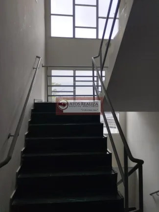 Imagem Vendo Oportunidade no Jardim Lallo - São Paulo: Apartamento com 2 Dormitórios, sala 2 ambientes, 1 vaga de garagem, 52m², por R$260.000 para venda. Oportunidade.
