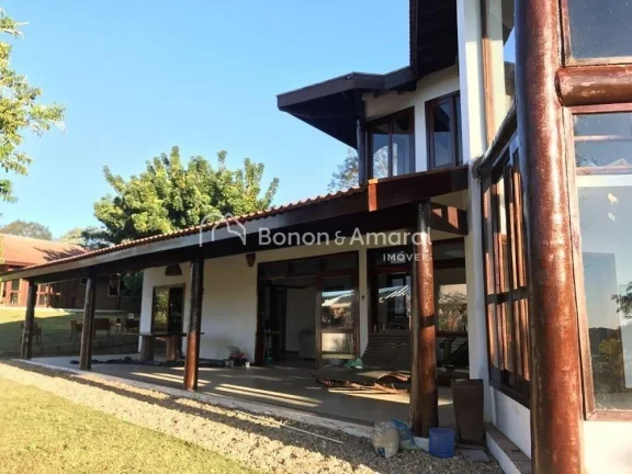 Imagem Sobrado à venda no Condomínio Clube de Campo em Valinhos, com 1.200 m² de terreno e 495 m² de á...